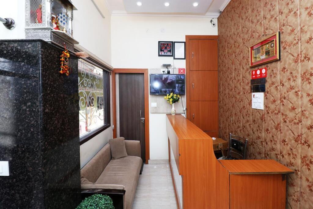 Hotel Blue Star Benares Buitenkant foto