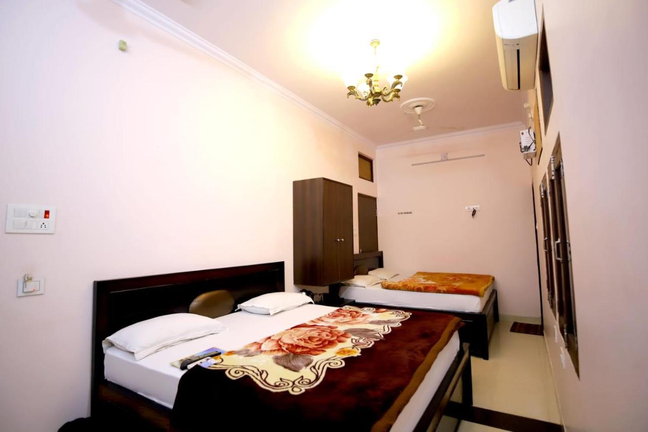 Hotel Blue Star Benares Buitenkant foto