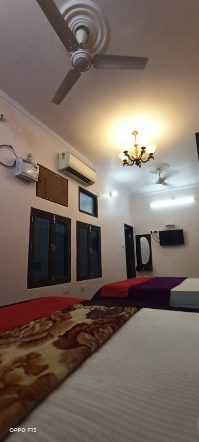 Hotel Blue Star Benares Buitenkant foto